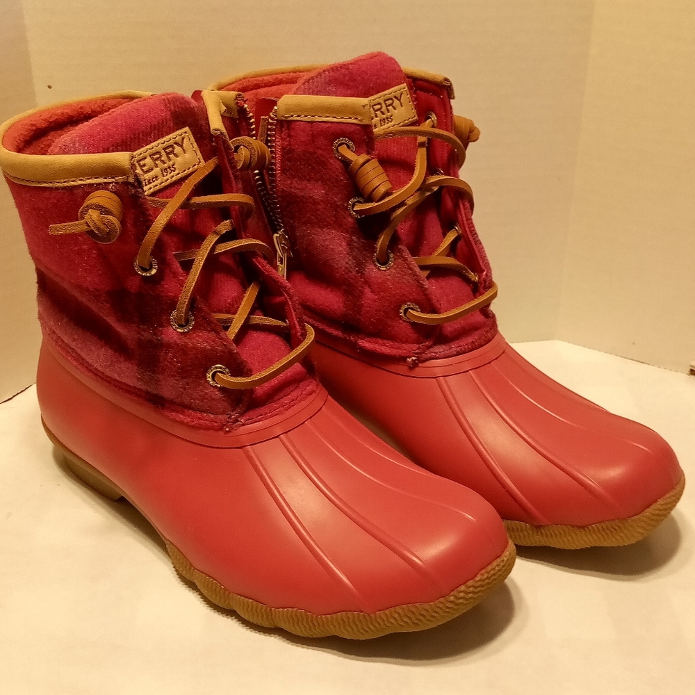 Women's Sperry saltwater plaid wool duck boot red